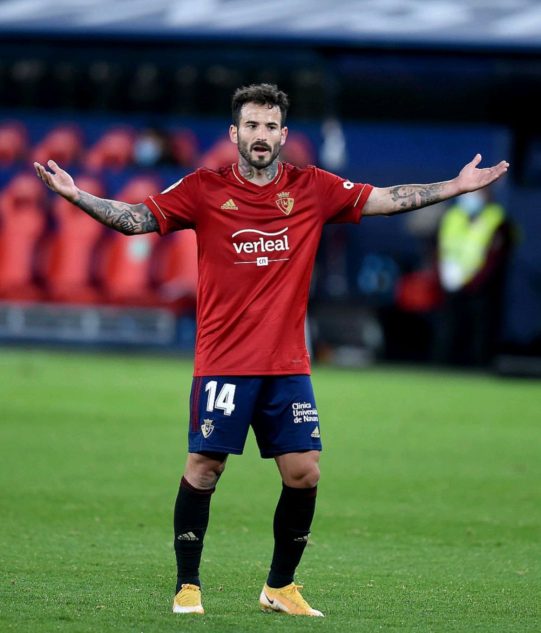 奥萨苏纳客场大胜西班牙人,继续保持不败纪录 奥萨苏纳客场大胜西班牙人,继续保持不败纪录