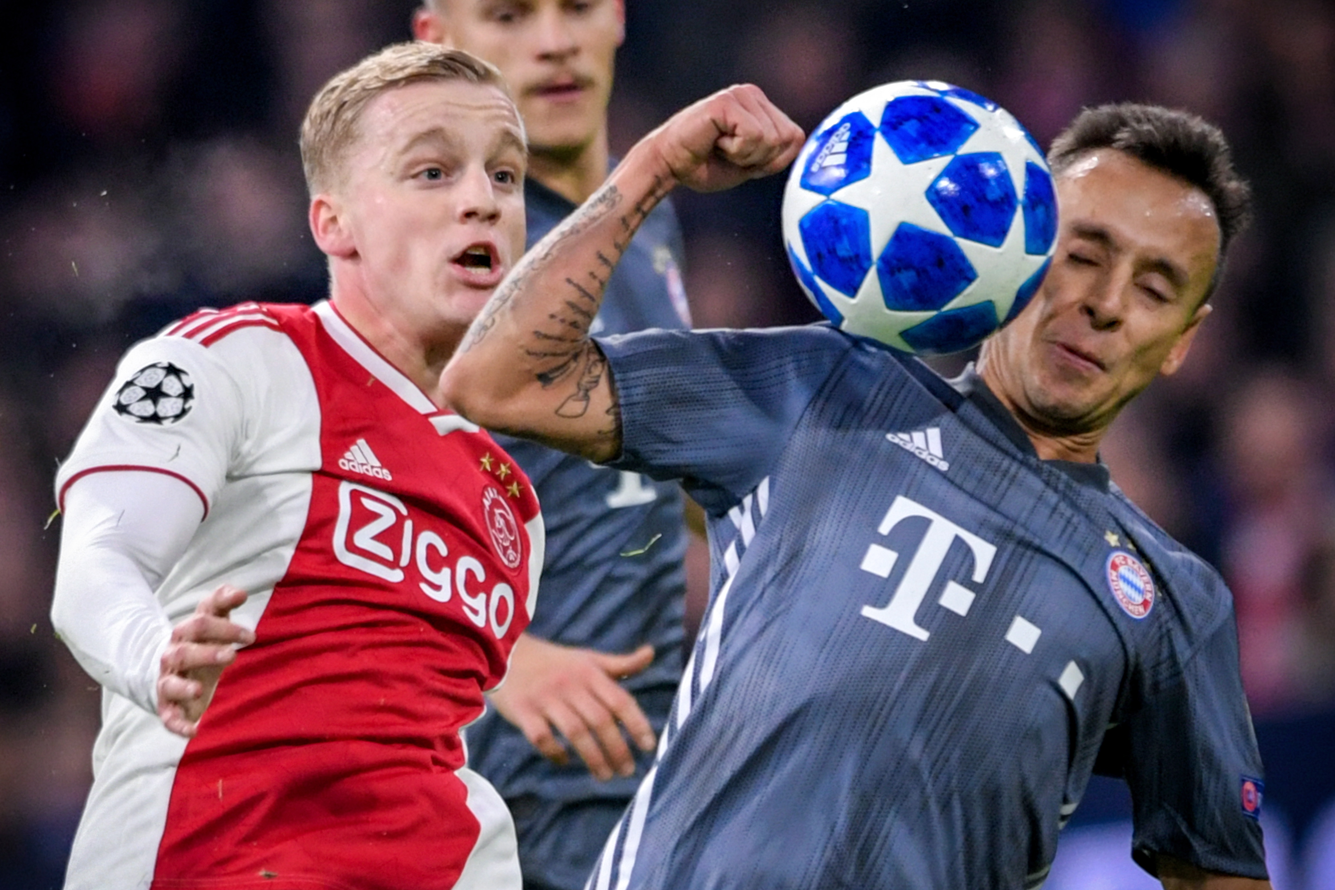 拜仁冒险战平阿贾克斯，小组出局