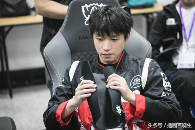 关于惊天逆转!S赛战队挺进四强的信息 关于惊天逆转!S赛战队挺进四强的信息